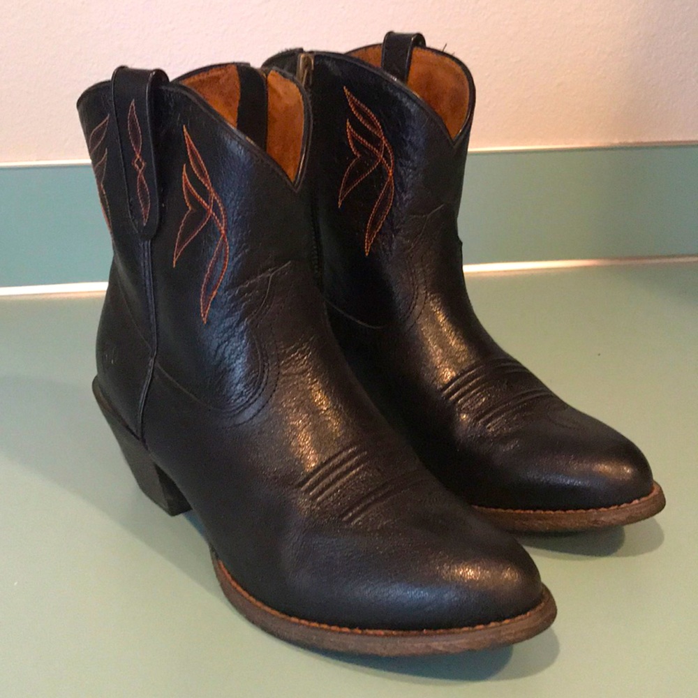 Ariat Cowboy Boots